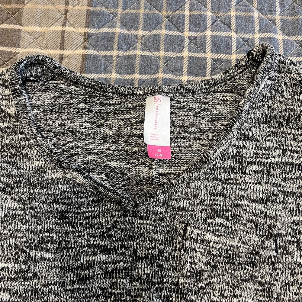Shirt - Picture 3 of 3